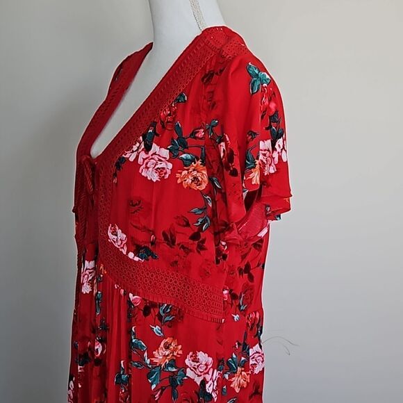 Torrid Red Floral Plus Size A-Line Dress Lace Detail w/ Pockets Size 2X - Picture 8 of 13